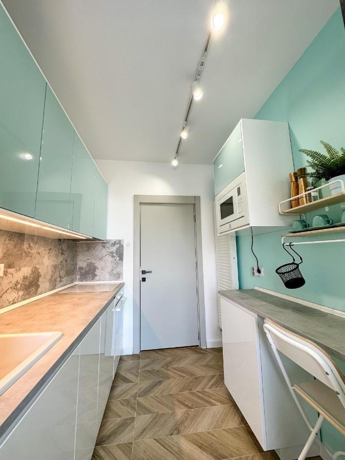 Apartament 21 *